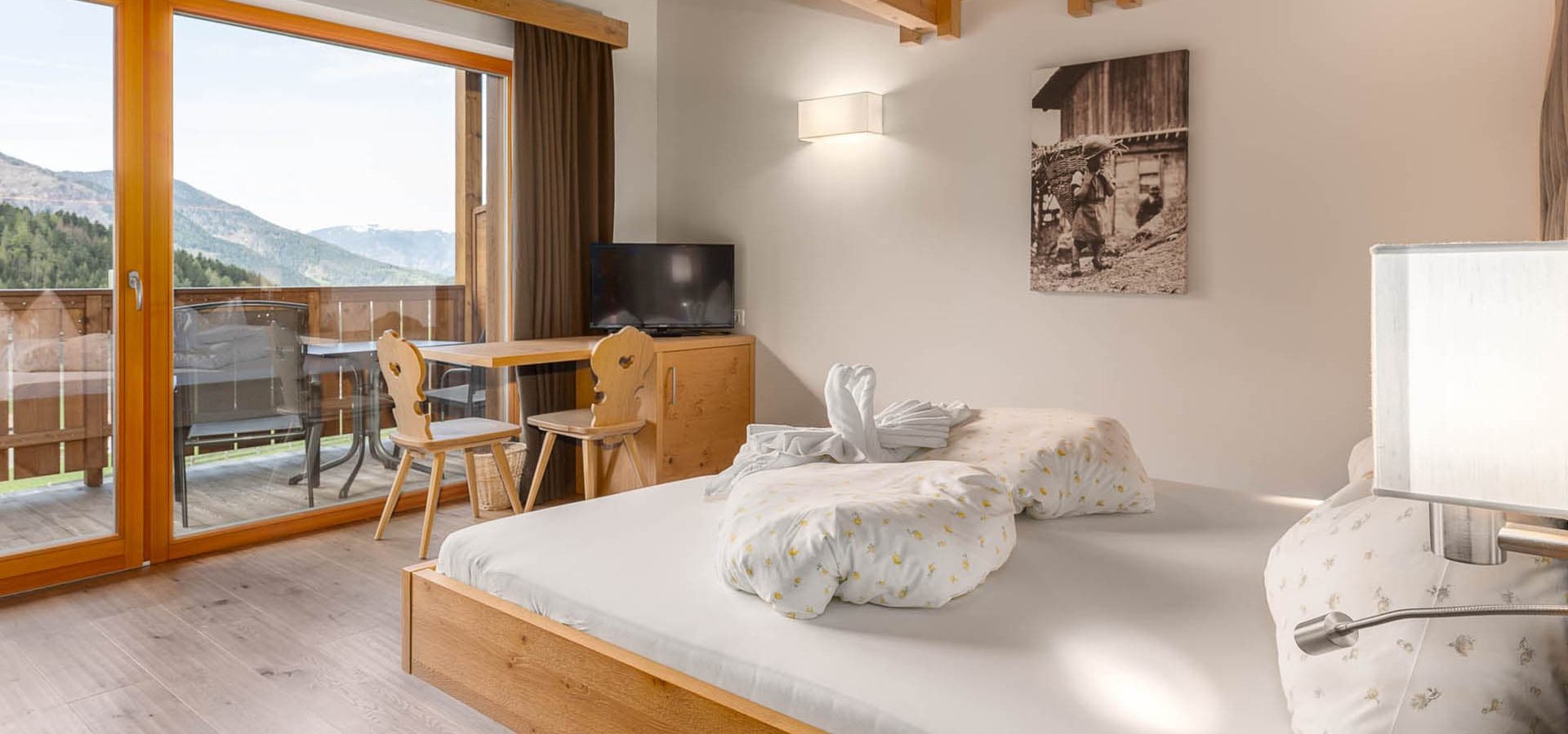 Bauernhofurlaub in Villnöss Ferienhaus in den Dolomiten › Proihof Südtirol Italien Wandern Mountainbike Skifahren Sommer Winter (1) Bauernhofurlaub in Villnöss Ferienhaus in den Dolomiten › Proihof Südtirol Italien Wandern Mountainbike Skifahren Sommer Winter (1)