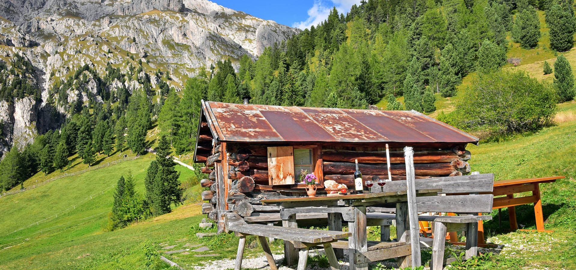 Dolomiten Südtirol Villnöss Wandern Urlaub auf der Alm – Klare Bergluft und erhabene Stille (1) Dolomiten Südtirol Villnöss Wandern Urlaub auf der Alm – Klare Bergluft und erhabene Stille (1)