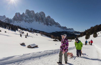 Skifahren, Rodeln und Eislaufen – Urlaubsspaß im Winterurlaub im Eisacktal