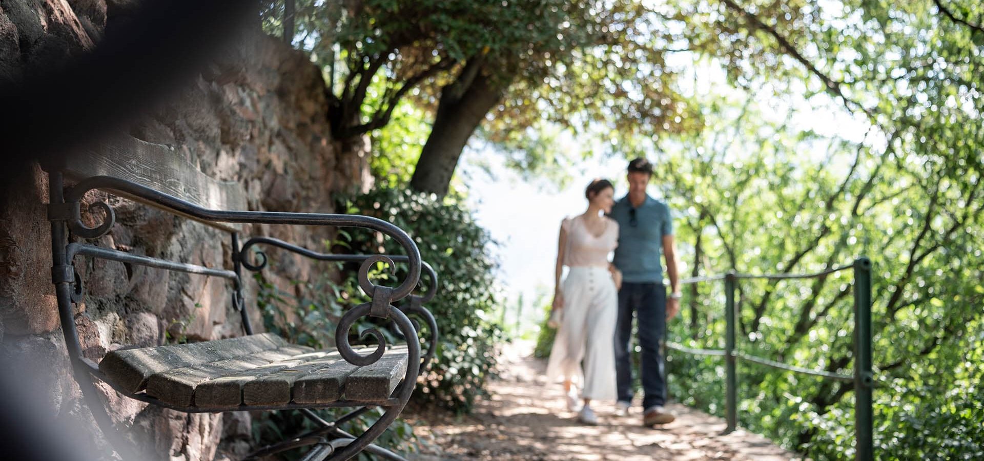 Urlaub zu zweit in den Dolomiten Paarurlaub in Südtirol Romantische Stunden erleben in Villnöss Südtirol (3) Urlaub zu zweit in den Dolomiten Paarurlaub in Südtirol Romantische Stunden erleben in Villnöss Südtirol (3)